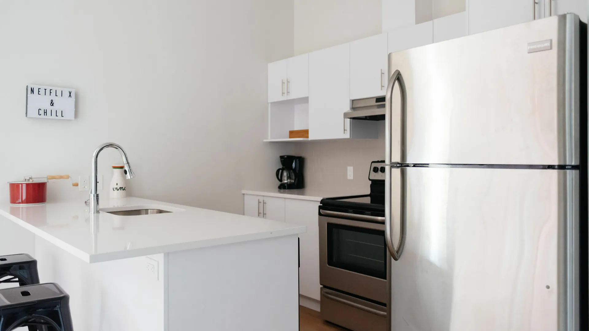 מונטריאול Artsy 2Br In The Village By Sonder דירה
