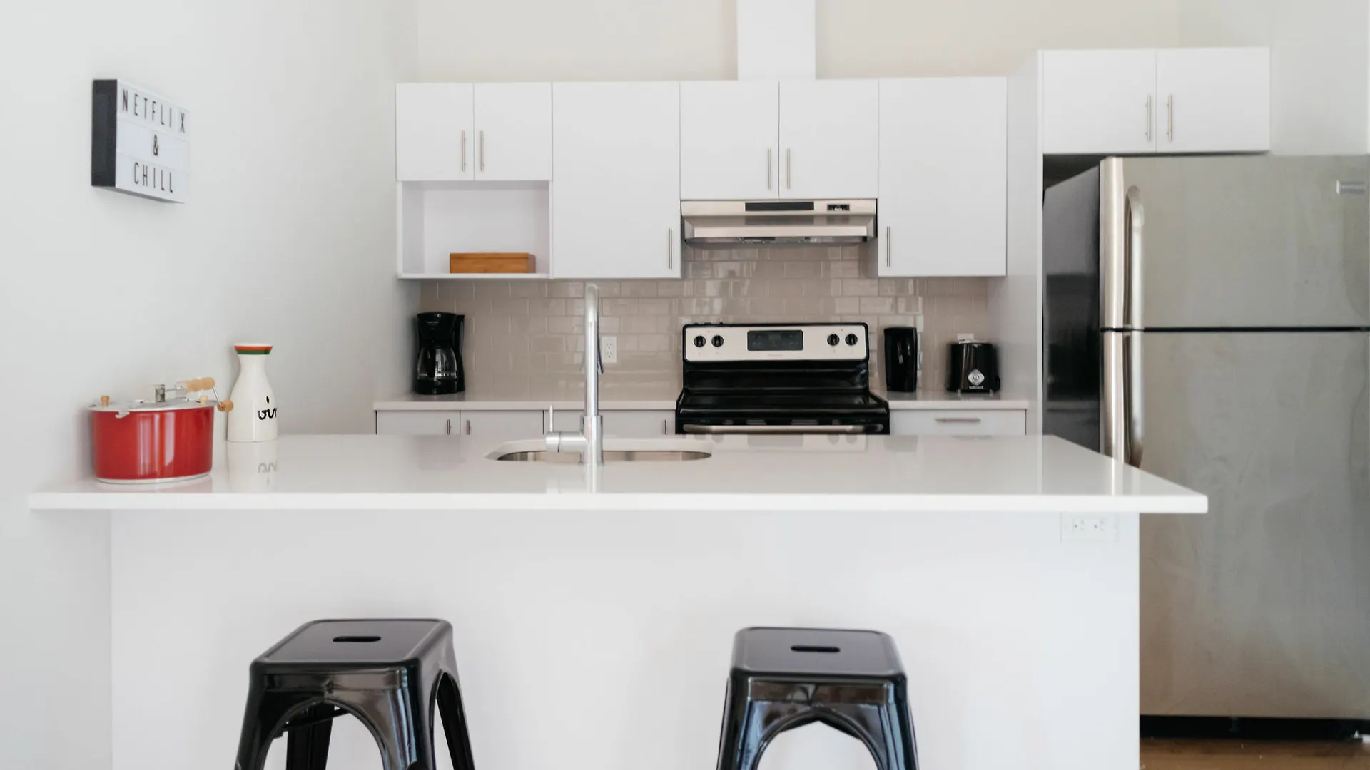 מונטריאול Artsy 2Br In The Village By Sonder
